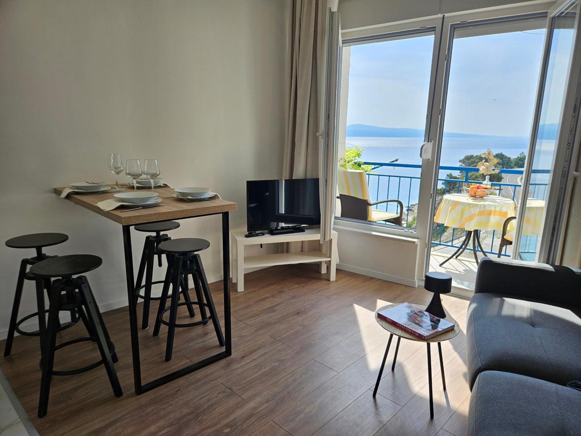 Caleta Seaview Suites II - Pool & Jacuzzi 洛克瓦罗戈兹尼察 外观 照片