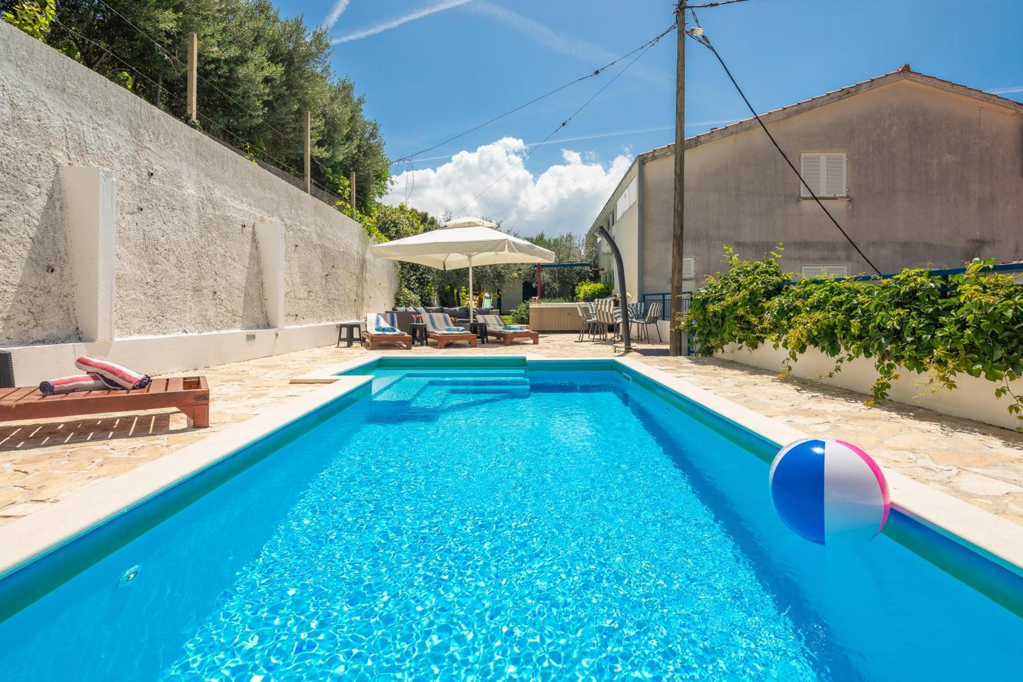 Caleta Seaview Suites II - Pool & Jacuzzi 洛克瓦罗戈兹尼察 外观 照片