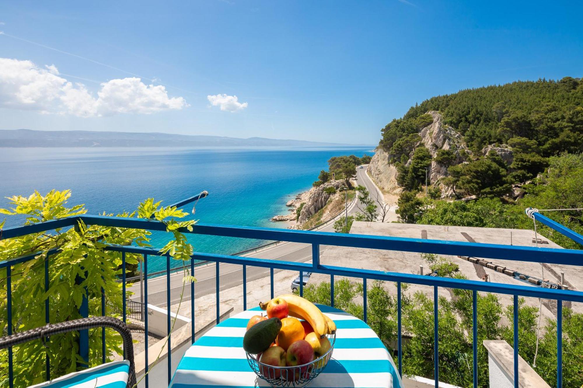 Caleta Seaview Suites II - Pool & Jacuzzi 洛克瓦罗戈兹尼察 外观 照片